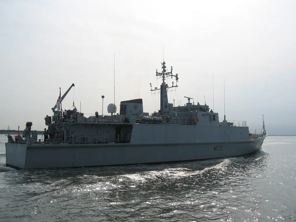 HMS Bangor (M109), the Royal Navy minehunter at the centre of the cancelled £5m transport plan, sweeping Southampton Water in 2005.