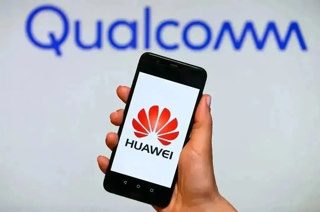 Huawei logo displayed on a smartphone with the Qualcomm logo behind, illustrating the patent licence deal