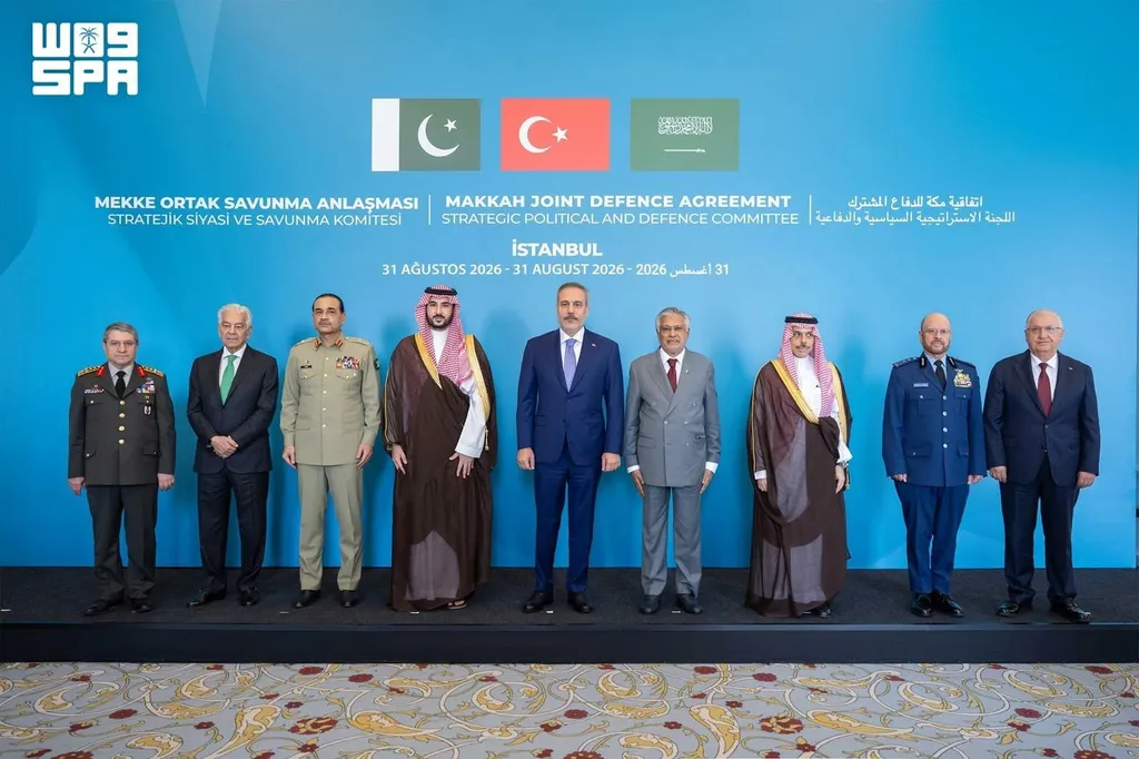 Officials from Pakistan, Turkey and Saudi Arabia at the Makkah Joint Defence Agreement signing in Istanbul