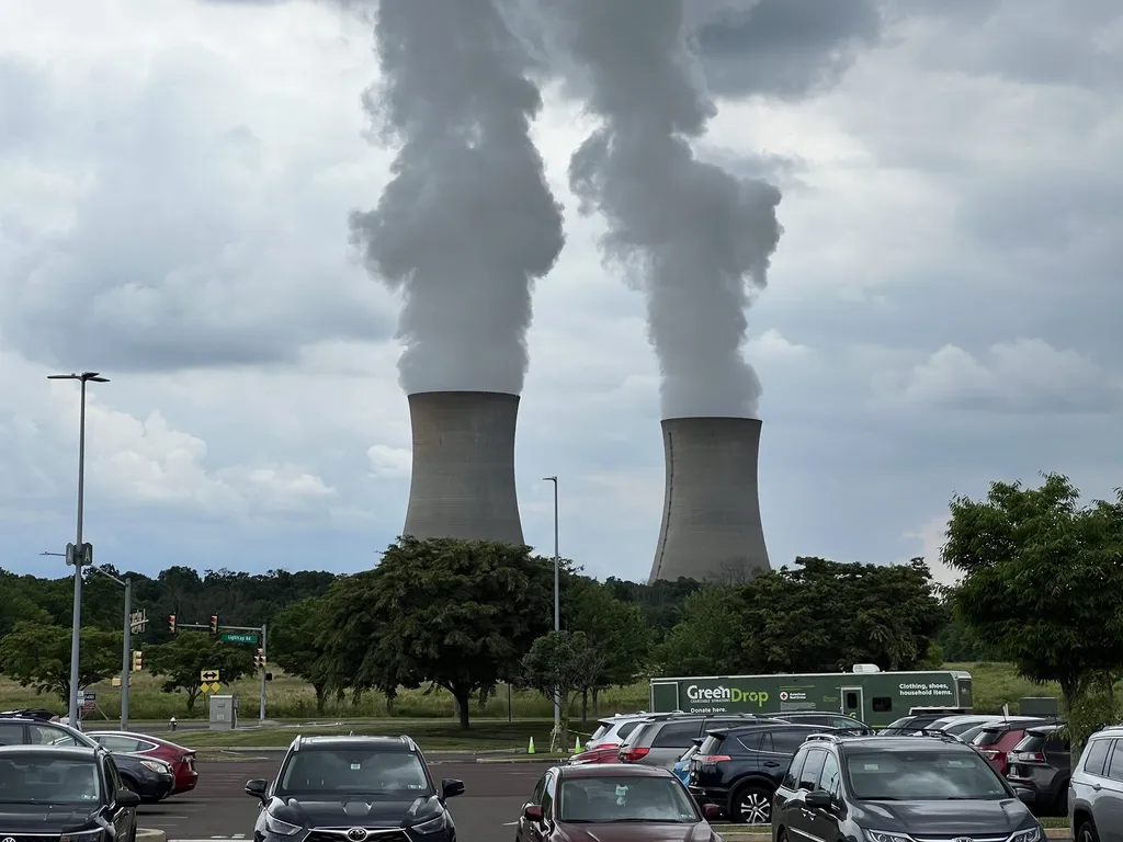 Limerick Generating Station in Pennsylvania, a Constellation-owned nuclear power plant, with its twin cooling towers steaming