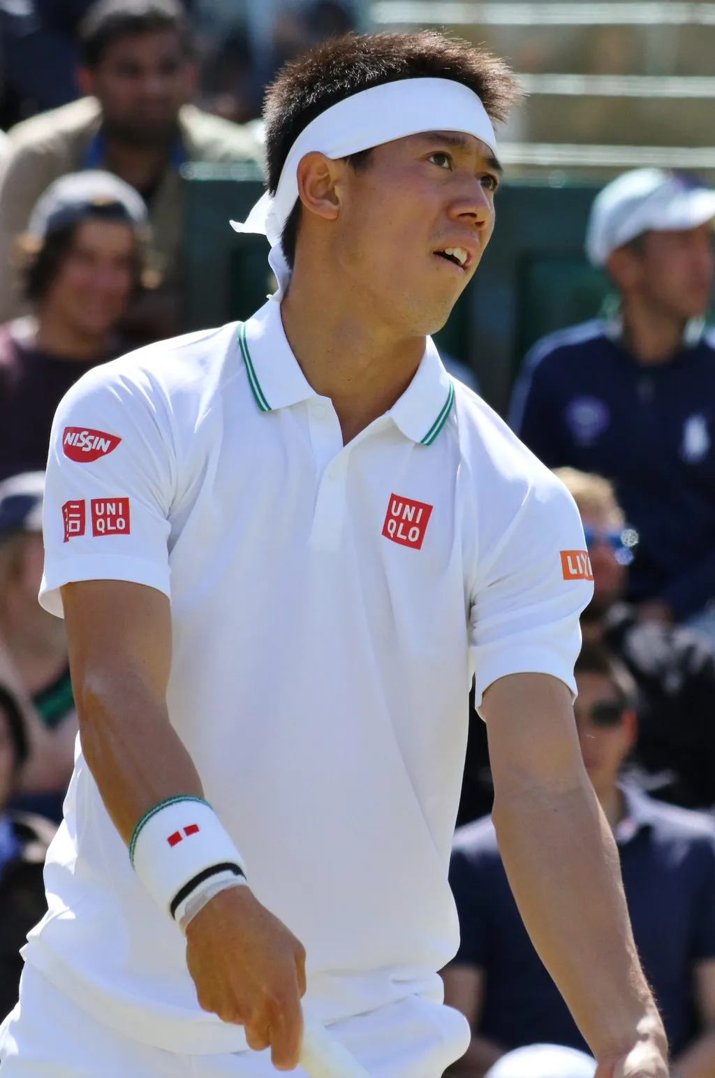Kei Nishikori in action at Wimbledon in 2016