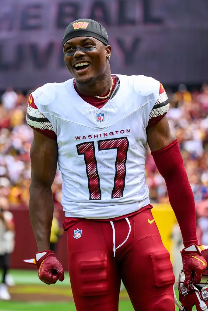 Washington Commanders wide receiver Terry McLaurin before a game